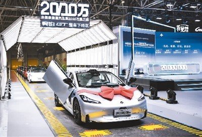 中國(guó)新能源汽車(chē)跑出“加速度”